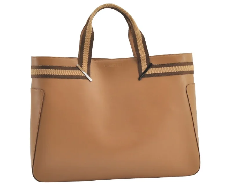 Women Gucci backpacks with a luxurious leather finishAuthentic GUCCI Vintage Hand Tote Bag Leather 0021134 Beige 8940J