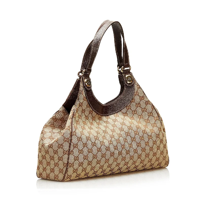 Women Gucci backpacks with a luxurious leather finishGucci GG Canvas Charmy Shoulder Bag (35277)