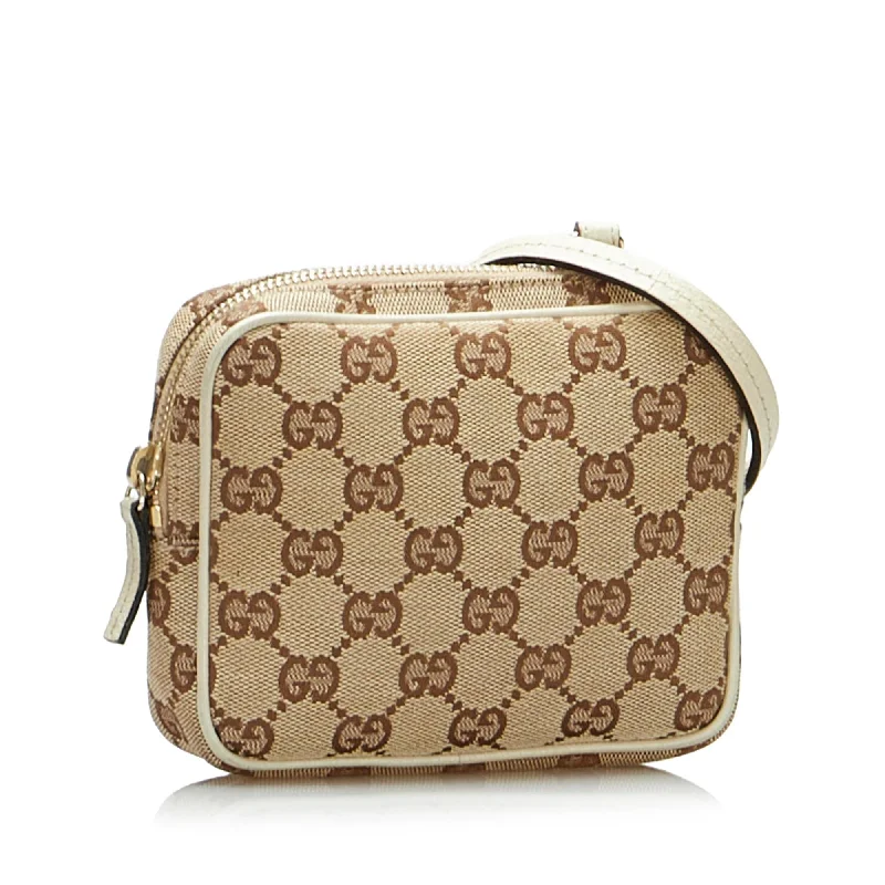 Ladies Gucci Dionysus bags with a chain - link shoulder strapGucci GG Canvas Crossbody (RefS1k)