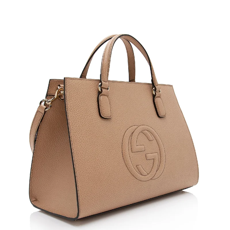 Women Gucci bags with a front - flap pocket for quick - access itemsGucci Leather Soho Medium Top Handle Satchel (SHF-auIjxm)