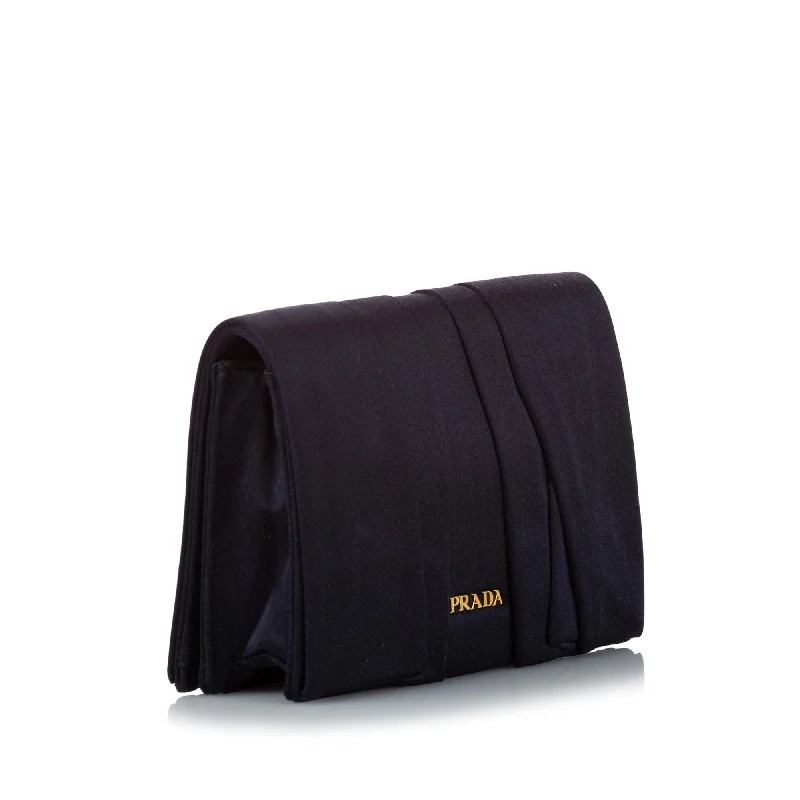 Prada Cahier bags featuring the signature triangular logo plaquePrada Pleated Satin Clutch Bag 31019