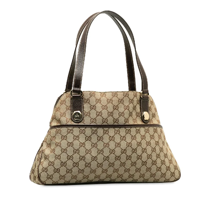 Women Gucci bags with a detachable mirror insideGucci GG Canvas Charmy Shoulder Bag (gQVCgu)