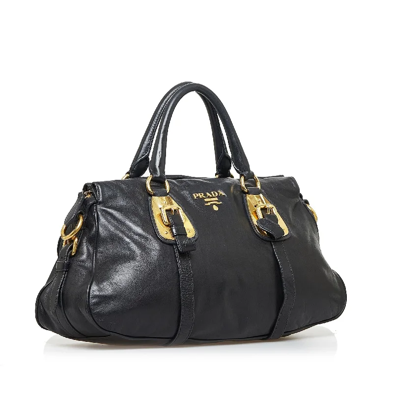 Prada bags with a detachable mobile phone holder for on - the - go conveniencePrada Leather Tote Bag D4pUnz