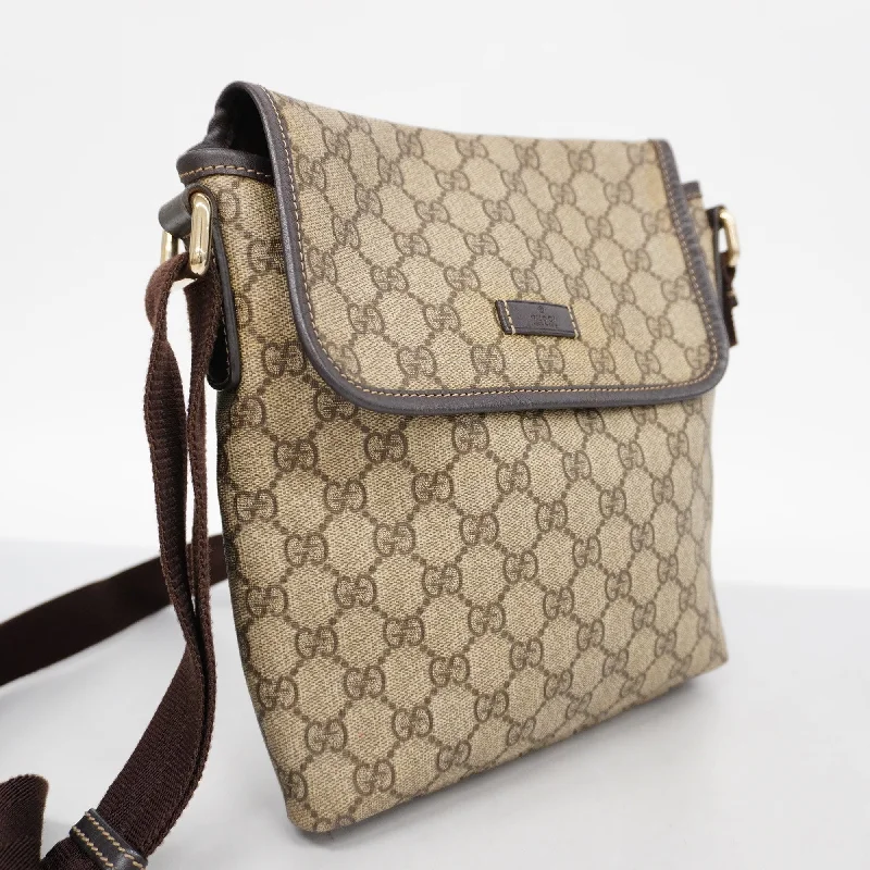 Women Gucci crossbody bags in a bold red colorGUCCIAuth  Shoulder Bag 223666 Women's GG Supreme,Leather Beige,Brown