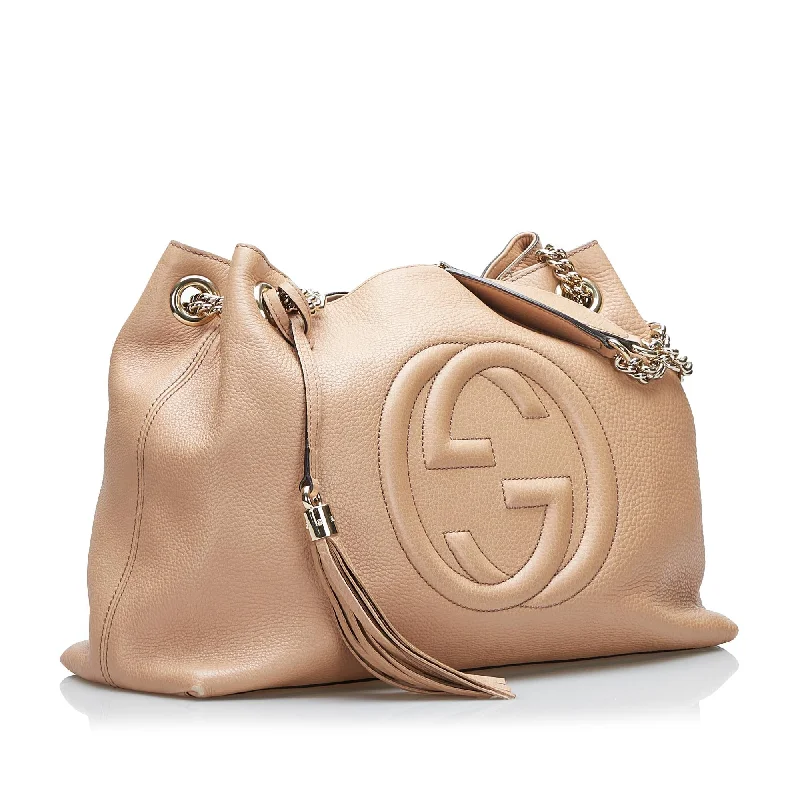 Women Gucci tote bags in GG Supreme canvas for a branded feelGucci Soho Chain (SHG-zHfJcp)