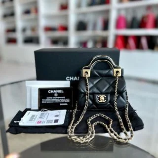 Chanel New Arrival Handbag with Gold Hardware*Brand New* Flap Lambskin Cardholder with Chain 21A Black GHW No 31