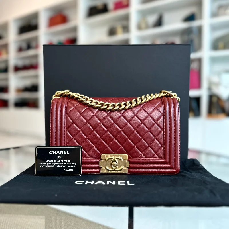 Chanel Luxury Handbag for High - End EventsBoy Lambskin Old Medium 25CM Burgundy GHW No 21