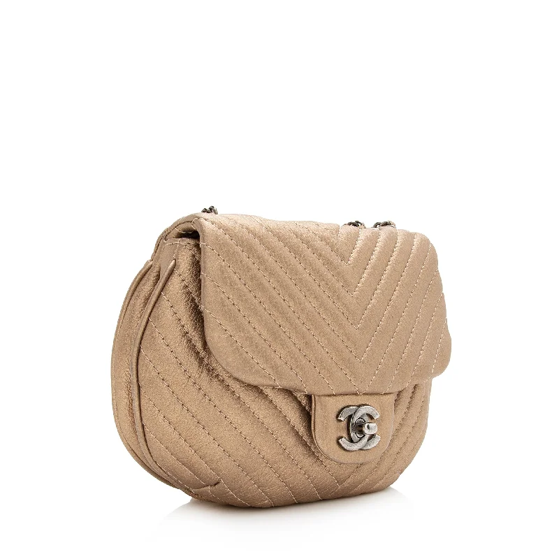 Chanel Handbag with Adjustable Strap for ComfortChanel Chevron Metallic Aged Calfskin Bubble Small Flap Bag (22686)