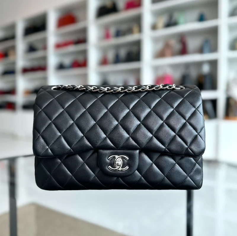 Chanel Chain Strap Handbag for Everyday UseJumbo Double Flap Classic Flap 30CM Lambskin Black SHW No 23