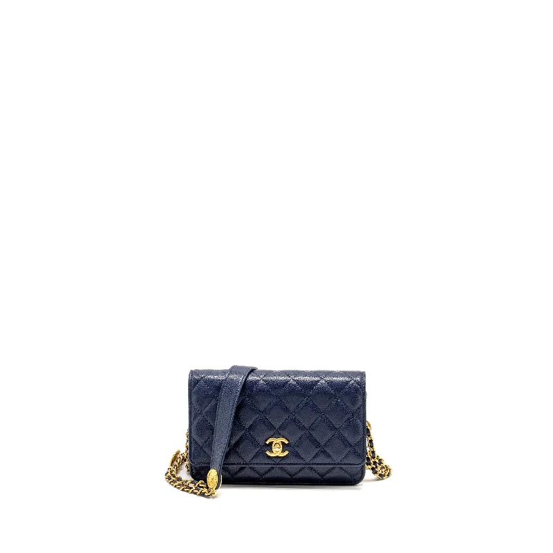 Chanel Medium Tote Bag for Office LadiesChanel 22A Twist Your Button Wallet on Chain Caviar Navy GHW (Microchip)