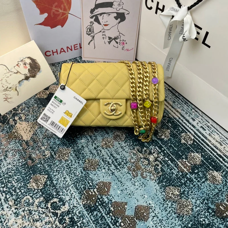 Chanel Handbag with Adjustable Strap for ComfortWF - Chanel Bags - 1743