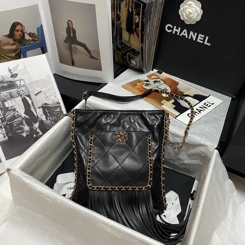 Chanel Handbag with Adjustable Strap for ComfortWF - Chanel Bags - 1698