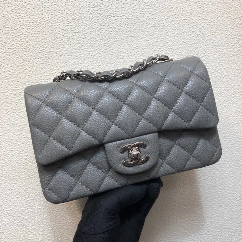 Chanel Lightweight Handbag for Daily ErrandsWF - Chanel Bags - 1742