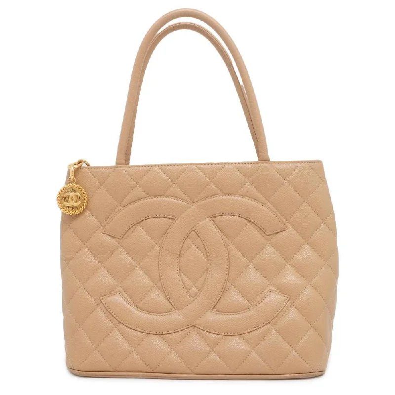 Chanel Chain Strap Handbag for Everyday UseCHANEL Medallion Tote Beige A01804 Caviar Leather