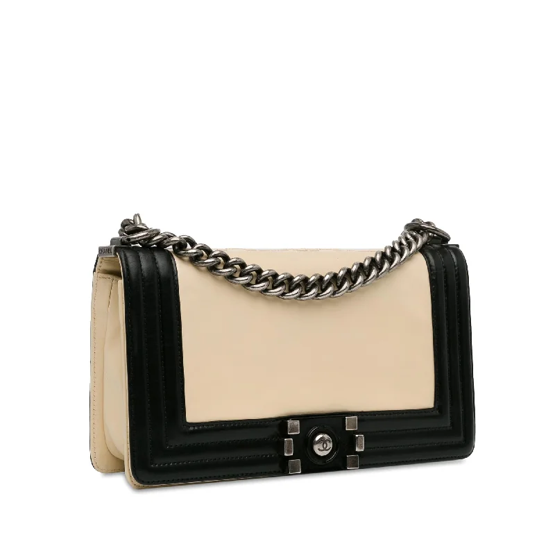 Chanel Small Crossbody Bag for TravelChanel Medium Bicolor Calfskin Boy Flap (EWjcMu)