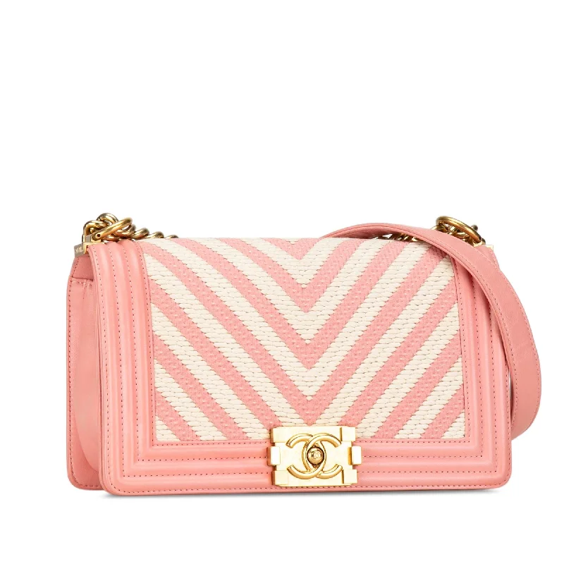 Chanel Designer Handbag with Unique DesignChanel Medium Braided Chevron Boy Flap (9hhRjC)