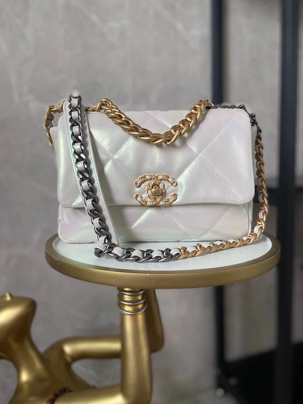 Chanel Lightweight Handbag for Daily ErrandsWF - Chanel Bags - 2241