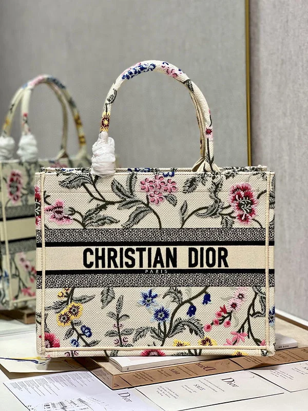 Christian Dior handbags with a detachable mirror for on - the - go touch - upsDior Bag