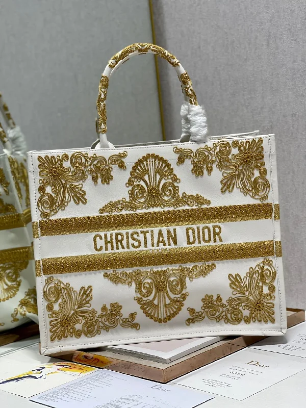 Fashion - forward Christian Dior tote bags for the modern womanChristian Dior Large Book Tote Gold