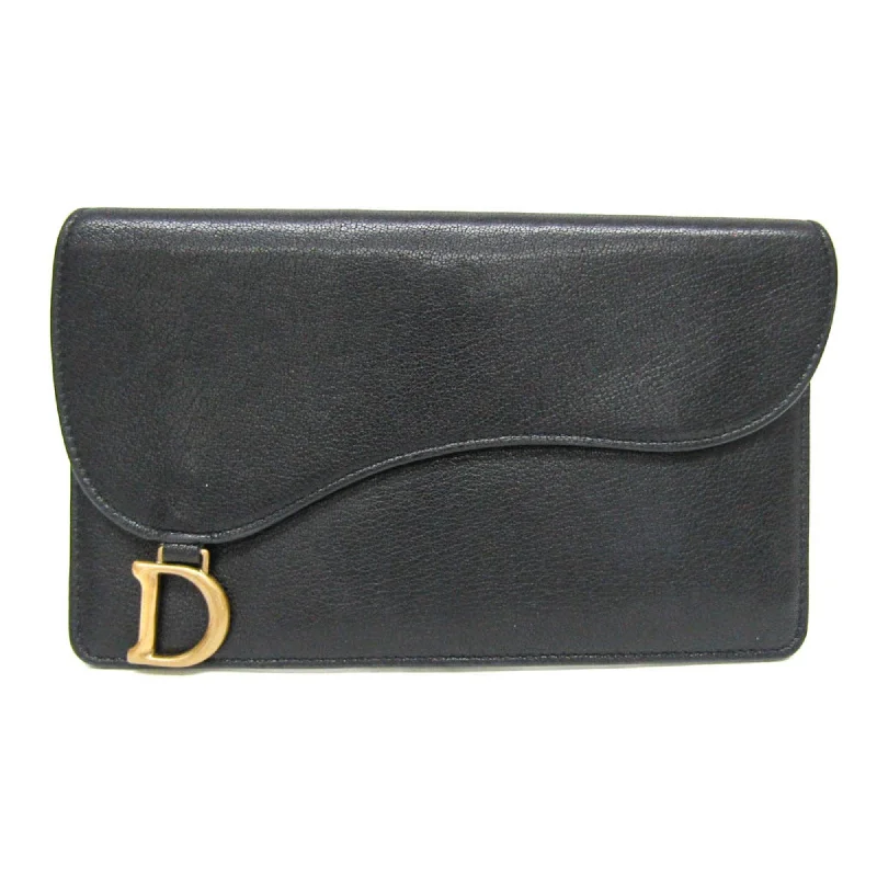 Contemporary Christian Dior handbags with a unique shapeDior Saddle Wallet