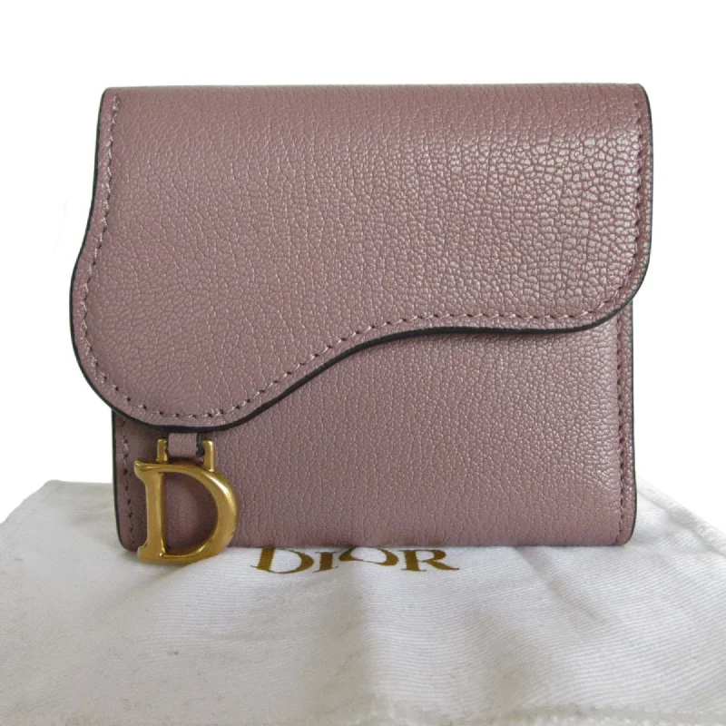 Christian Dior tote bags with a double - handle and shoulder - strap optionDior Saddle Wallet