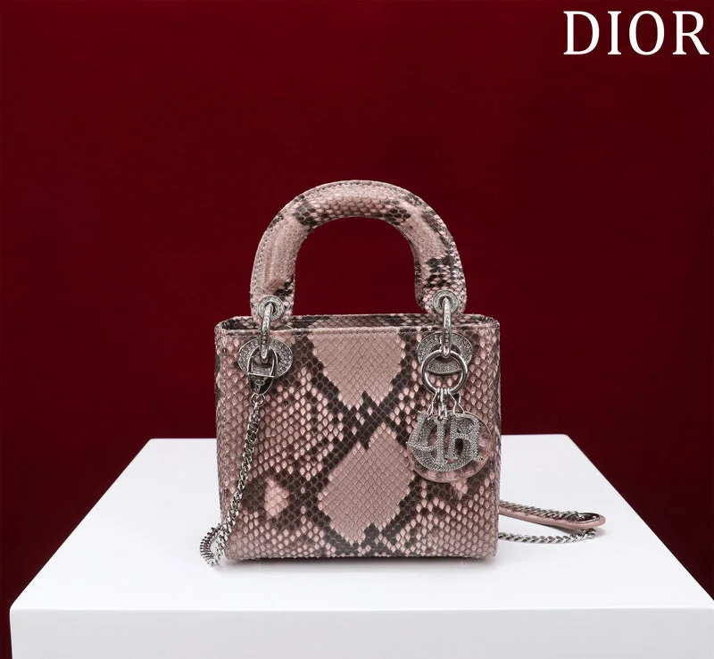 Christian Dior Saddle bags with a patent leather finish for a shiny lookmakbags - Dior Bags - 116