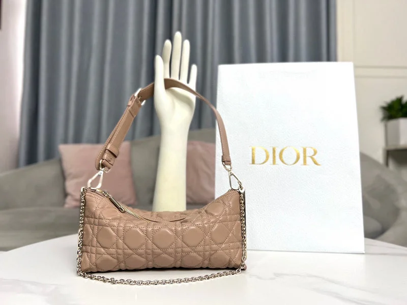 Christian Dior Saddle bags with a studded trim for a bold lookmakbags - Dior Bags - 1281