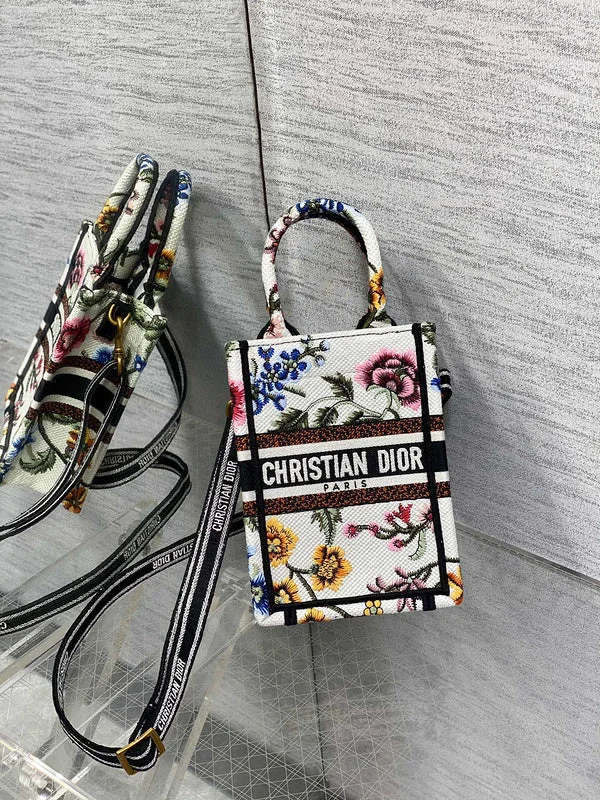 Christian Dior tote bags with a printed Dior logo on the frontmakbags - Dior Bags - 1431