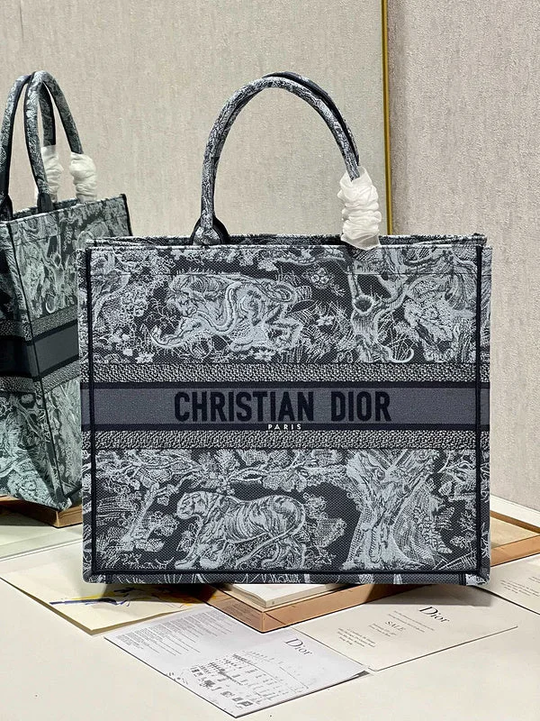 Stylish Christian Dior shoulder bags with a tassel - adorned zippermakbags - Dior Bags - 534