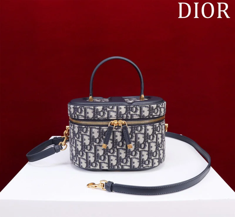 Christian Dior tote bags with a printed Dior logo on the frontmakbags - Dior Bags - 587