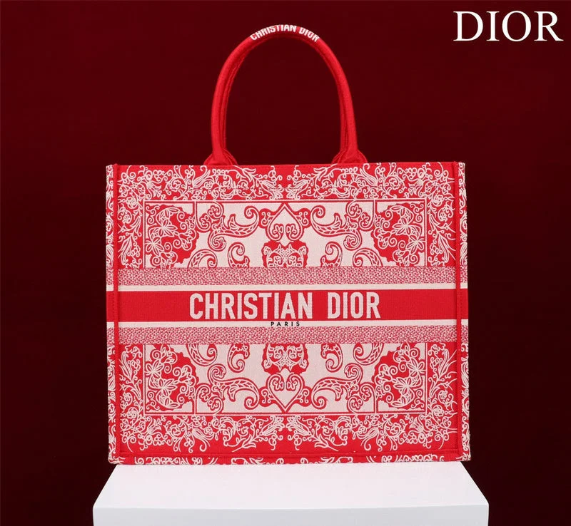 Christian Dior crossbody bags with a front - flap pocket for easy accessmakbags - Dior Bags - 630