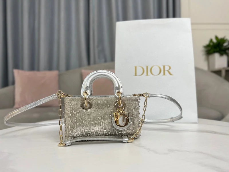 Christian Dior bags with a quilted pattern and gold - toned hardwaremakbags - Dior Bags - 634