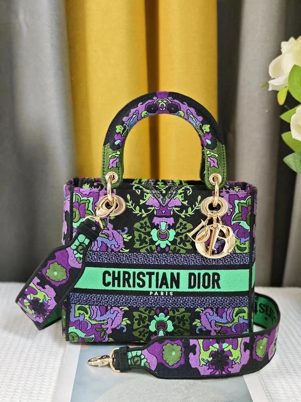 Christian Dior tote bags with a printed Dior logo on the frontmakbags - Dior Bags - 646