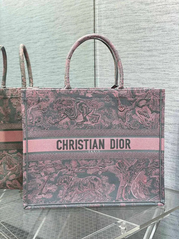 Stylish Christian Dior shoulder bags with a tassel - adorned zippermakbags - Dior Bags - 689