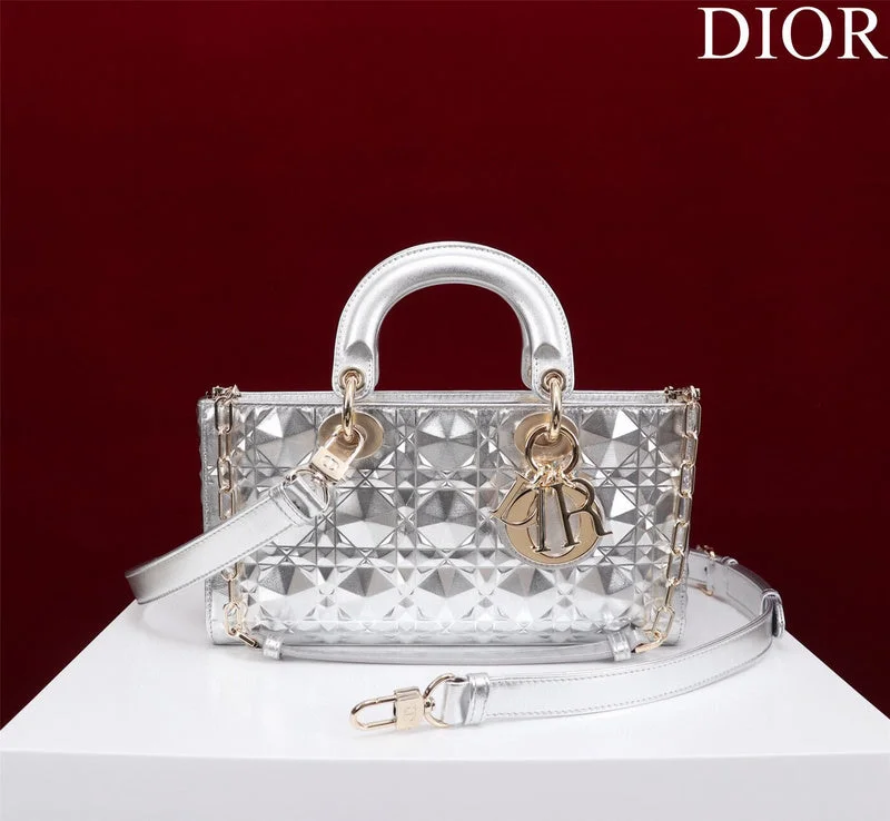 Christian Dior Saddle bags with a studded trim for a bold lookWF - Dior Bags - 1235